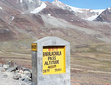 Manali To Baralacha Pass Taxi Fare